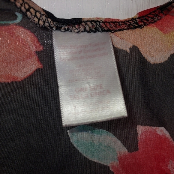 Floral and black swim cover up - Picture 2 of 3